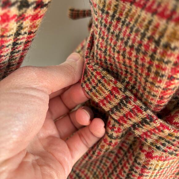 VINTAGE Dress *no label* modern size 6 or 8 houndstooth plaid red tan wool - Picture 9 of 11